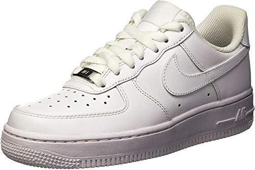 Nike Women' s Air Force 1 ' 07, White, Size 8