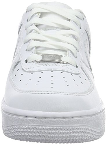 Nike Women' s Air Force 1 ' 07, White, Size 8