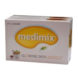 medimix glowing skin natural protection with sandal & eladi oils (125 gm x 2 bars)