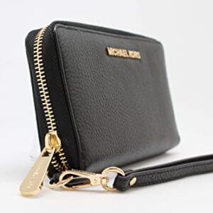 Large Pebbled Leather Smartphone Wristlet