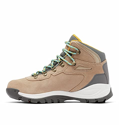 Columbia Women’s Newton Ridge Plus Waterproof Amped Hiking Boot, Waterproof Leather, Oxford Tan/Dusty Green, 9