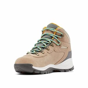 Columbia Women’s Newton Ridge Plus Waterproof Amped Hiking Boot, Waterproof Leather, Oxford Tan/Dusty Green, 9