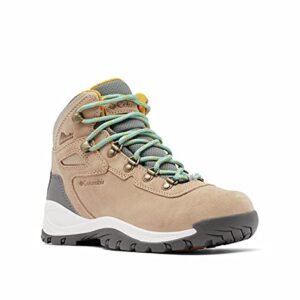 Columbia Women’s Newton Ridge Plus Waterproof Amped Hiking Boot, Waterproof Leather, Oxford Tan/Dusty Green, 9