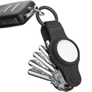 keysmart air - compact keyholder for airtag - key organizer and case for apple airtag - includes carabiner keyring key chain to attach car key fob - smartshield leather keychain (black)