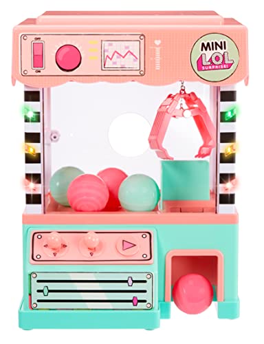 L.O.L. Surprise! Minis Claw Machine Playset with 5 Surprises with Lights & Exclusive LOL Mini Family, Holiday Toy Great Gift for Kids Girls Boys Ages 4 5 6+ Years Old & Collectors