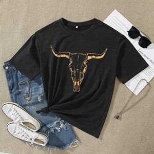 IZYJOY Women's Boho Cow Skull T-Shirt - Vintage Western Rodeo Graphic Tee, Oversized Casual Top (Charcoal Black, Large)