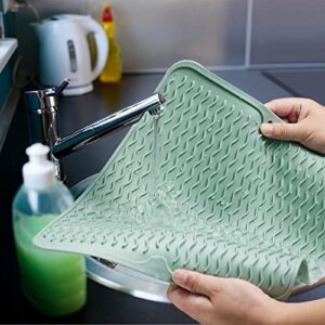 Multipurpose Silicone Kitchen Mat/drain Pad Easy to Clean Environmentally Friendly Heat-Resistant Suitable for Lining Kitchen Counters or Sinks Refrigerators or Drawers (Nordic green)