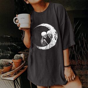 Y2K Moon Skull Skeleton Oversized T Shirt Bleached Halloween Funny Graphic Vintage Tees for Women Girls Casual Summer Loose Round Neck Short Sleeve Tops-L