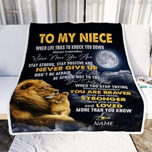 TeesNow Personalized to My Niece Blanket from Uncle Aunt Lion Never Give Up Niece Birthday Graduation Christmas Customized Fleece Throw Blanket (50 x 60 Inches - Youth Size)