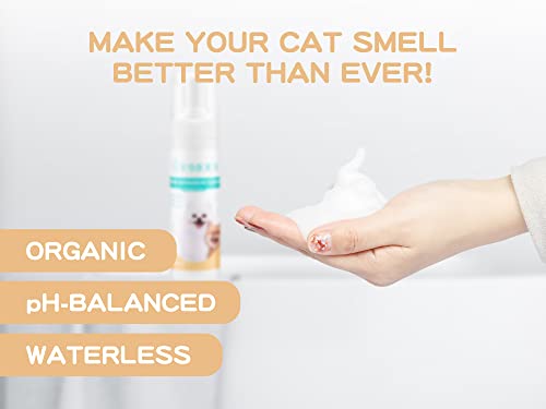 FAMOUS Waterless Cat Shampoo, Dry Shampoo for Cats, Rinse Free and Relieves Hairballs, for Smelly Pets, Natural Ingredients Pet Shampoo Without Alcohol, No Water or Rinses Needed