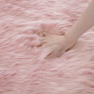 HOMBYS Fluffy 4x6 Faux Fur Heart Shaped Area Rug for Living Room Bedroom, Soft Large Pink Faux Sheepskin Play Carpet for Kids Baby Girls and Pets, Plush Furry Decor Shaggy Feet Mat for Bedside