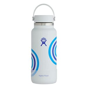 hydro flask flex cap bottle with boot - stainless steel reusable water bottle - vacuum insulated - 32 oz (white)