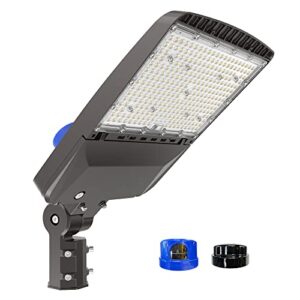 hyperlite led parking lot lights 150w ul certified ip65 led pole light with dusk to dawn photocell - 5000k 25,500lm equivalent to 600w hps/hid- adjustable slip fitter mounting