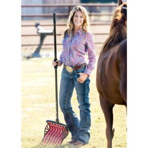 Noble Equestrian Adjustable Wave Fork for Muck, Manure, & Heavy Duty Farm Work, Black