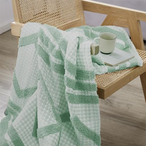 Amélie Home Tufted Woven Throw Blanket, Reversible Textured Geometric Decorative Throw Blanket, Soft Cozy Lightweight Blanket for Couch Bed Outdoor in Spring Summer, 50"x60", Mint Green