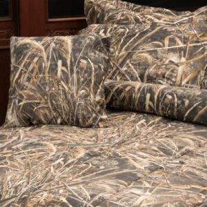 VISI-ONE Filled Realtree Pillow, 18" x 18" Inches, Camouflage