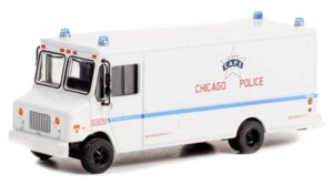 greenlight 33230-c h.d. trucks series 23 - 2019 step van - city of chicago police department (cpd) 1:64 scale
