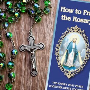 How to Pray The Rosary Pamphlet, Paper Booklet for Beginners, Sunday School Learning, Pack of 10 (13 Inch (W) and 6 Inch (H))