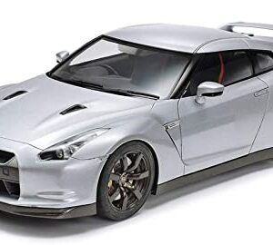 Tamiya Nissan GT-R R35 - 1/24 Scale Model Kit 24300