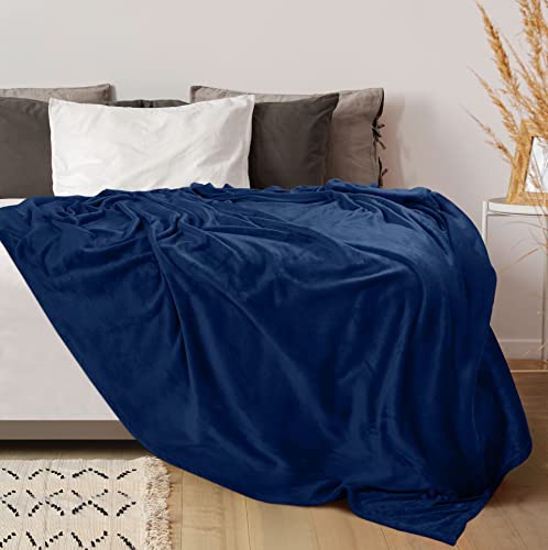 Utopia Bedding Fleece Blanket Twin Size Navy 300GSM Luxury Bed Blanket Anti-Static Fuzzy Soft Blanket Microfiber (90x66 Inches)