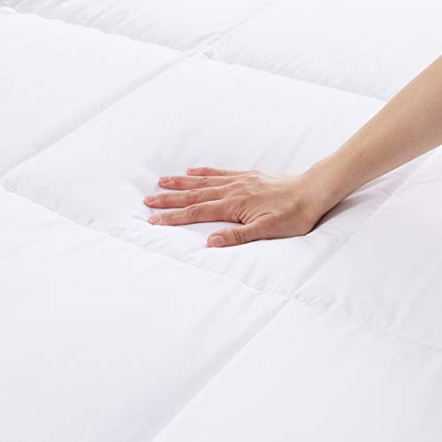 Amazon Basics Down Alternative Bedding Comforter Duvet Insert - Twin, White, All-Season