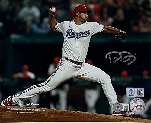 Dane Dunning Texas Rangers Pitcher Signed Autographed 8x10 Photo Beckett COA, Verified by BLOCKS