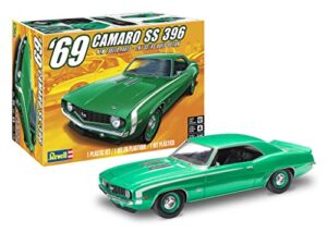 revell 85-4525 1969 chevy camaro ss 396 model car kit 1:25 scale 129-piece skill level 4 plastic model building kit, green