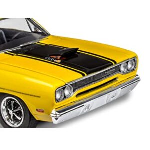 Revell 14531 '70 Plymouth Road Runner 1:24 Scale 77-Piece Skill Level 5 Model Car Building Kit