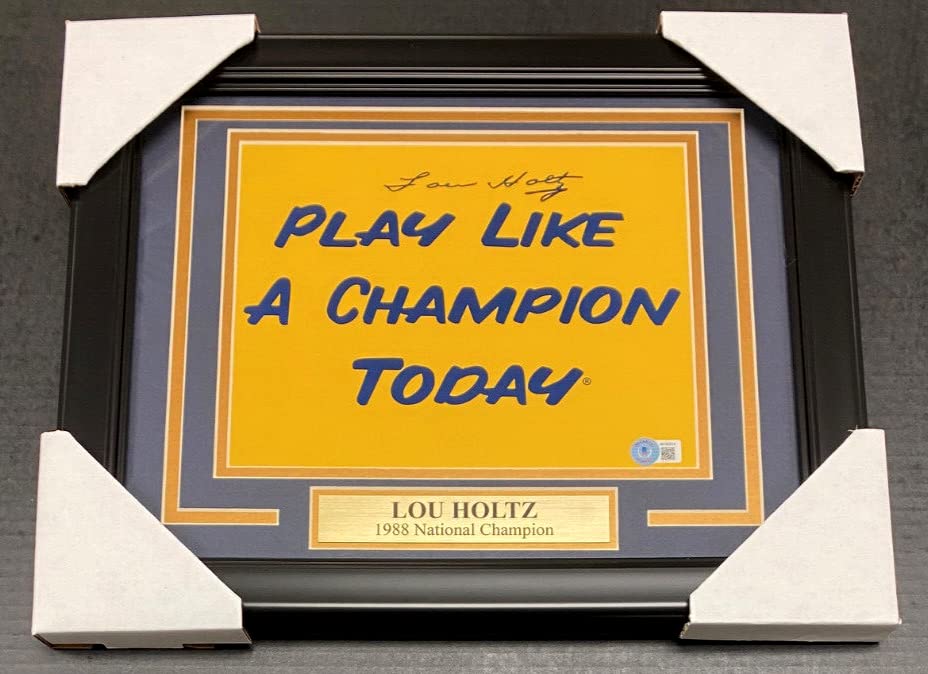 Lou Holtz Notre Dame Signed Autographed 8x10 Framed Photo Beckett Authentic
