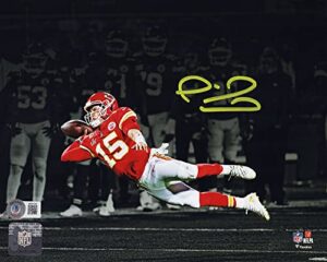 patrick mahomes signed kansas city spotlight 8x10 photo - beckett