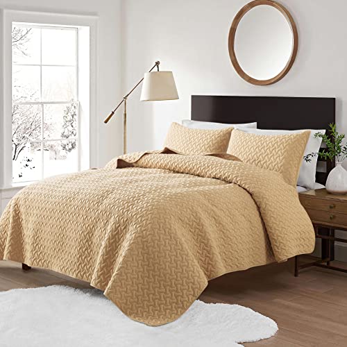 Yellow King Size Quilt Bedding Sets with Pillow Shams, Pumpkin Lightweight Soft Bedspread Coverlet, Quilted Blanket Thin Comforter Bed Cover for All Season Spring Summer, 3 Pieces, 104x90 inches