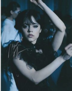 jenna ortega (wednesday) signed 8x10 photo