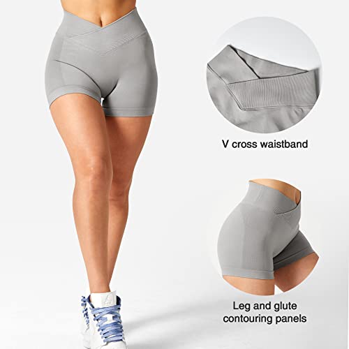 YEOREO Scrunch Workout Shorts Women Butt Lifting 3.5" Seamless V Waist Amplify Shorts Sport Gym Shorts Light Grey X-Small