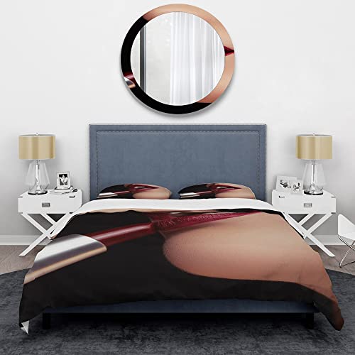 DESIGN ART Designart 'Applying Red Lipstick On Lips' Modern Duvet Cover Comforter Set King Cover + Comforter + 2 King Shams 4 Piece