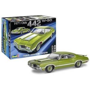 revell 1971 olds 442 w-30 1/25 scale plastic model