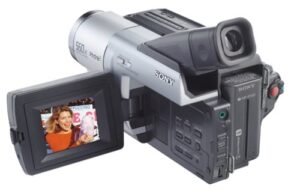 sony dcr-trv130 digital8 camcorder (discontinued by manufacturer)