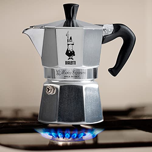 Bialetti - Moka Express: Iconic Stovetop Espresso Maker, Makes Real Italian Coffee, Moka Pot 3 Cups (4.3 Oz - 130 Ml), Aluminium, Silver