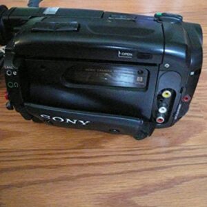 Sony CCDTR93 8mm video8 NTSC Camcorder