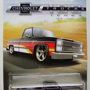 Hot Wheels CHEVROLET TRUCKS 100 YEARS, BLACK '83 CHEVY SILVERADO 2/8