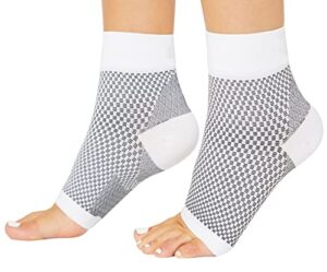 theodore magnus premium compression socks for plantar fasciitis, foot sleeves for everyday and pain relief treatment with arch support - white - medium (1 pair) - cs1-white-m