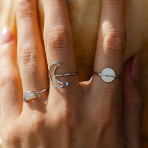 Pura Vida Ring Silver White Opal Saturn Ring - Handmade Ring with Synthetic Opal, Brass Base with Rhodium Plating - Silver Rings for Women, Cute Rings for Teen Girls, Boho Jewelry for Women - Size 9