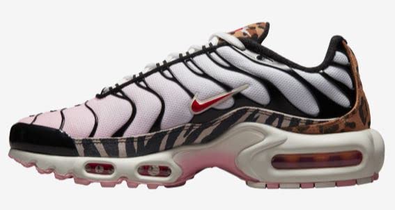 Nike Women's AIR MAX Plus Pink/RED/Rose/White DZ4842 600 (us_Footwear_Size_System, Adult, Women, Numeric, Medium, Numeric_7_Point_5)