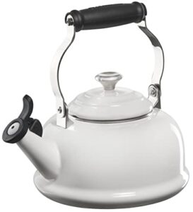 le creuset enamel on steel whistling tea kettle with metal finishes, 1.7 qt., white