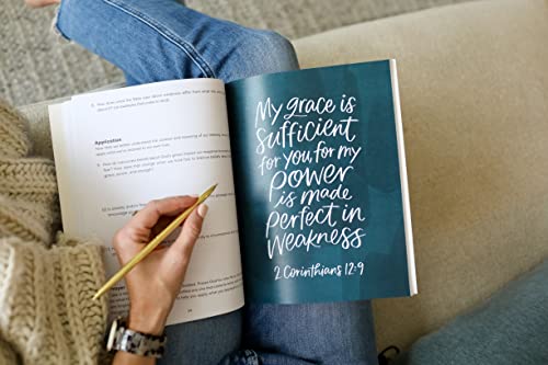 Strength in the Struggle: A Bible Study Workbook for Women on Letting Go of Fear and Anxiety