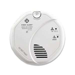 first alert battery powered brk sc7010bv hardwired talking photoelectric smoke and carbon monoxide (co) detector , white