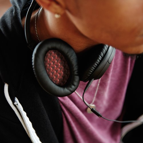 Bose SoundTrue Headphones Around-Ear Style, Black