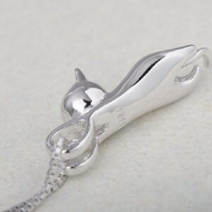 S.Leaf S925 Sterling Silver Cat Necklace Polish Mirror Silver Cat Pendant Collarbone Necklace