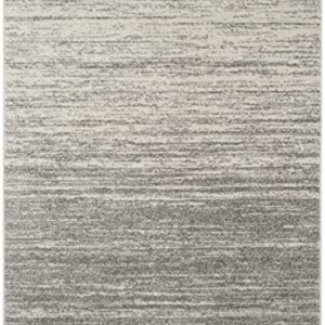 SAFAVIEH Adirondack Collection Area Rug - 5'1" x 7'6", Light Grey & Grey, Modern Ombre Design, Non-Shedding & Easy Care, Ideal for High Traffic Areas in Living Room, Bedroom (ADR113C)