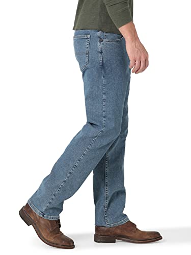 Wrangler Authentics Men's Regular Fit Comfort Flex Waist Jean, Light Stonewash, 38W x 29L