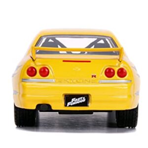 Fast & Furious 1:32 Leon's Nisssan Skyline GT-R (BCNR33) Die-Cast Car, Toys for Kids and Adults